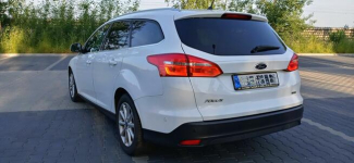 Focus TITANIUM Polift LED Czyt znaków Asyst. pasa Navi Ambie