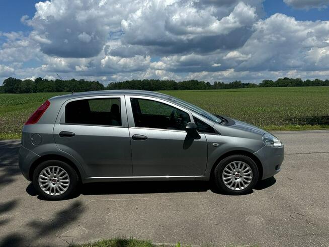 Fiat Grande Punto Bezwypadkowy, niski przebieg, klimatyzacja Kobielice - zdjęcie 4