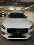 Volvo xc60 biały plug in 2021 sprzedam pilnie