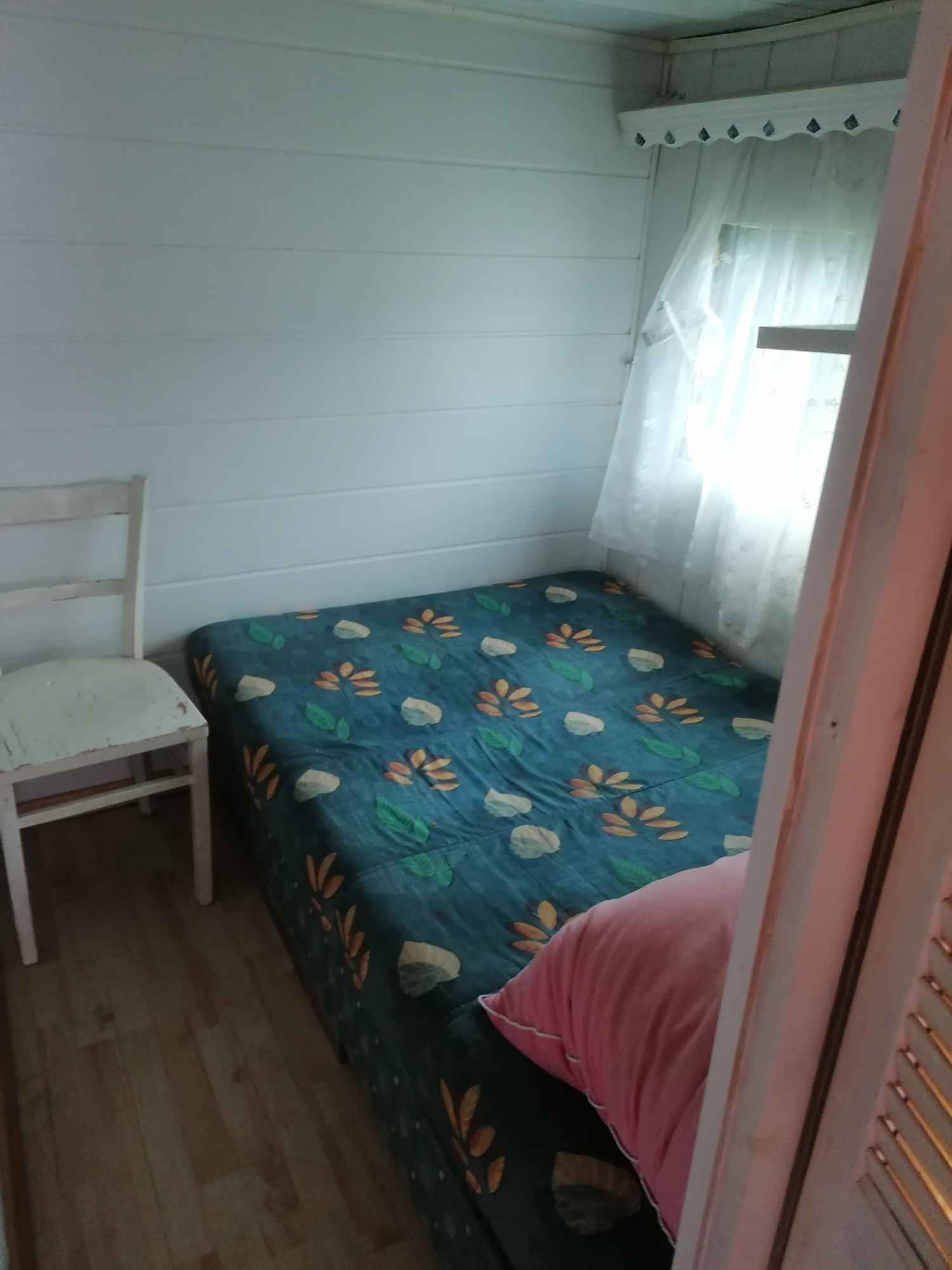 Przyczepa holenderska nad jeziorem Tuczno - zdjęcie 1