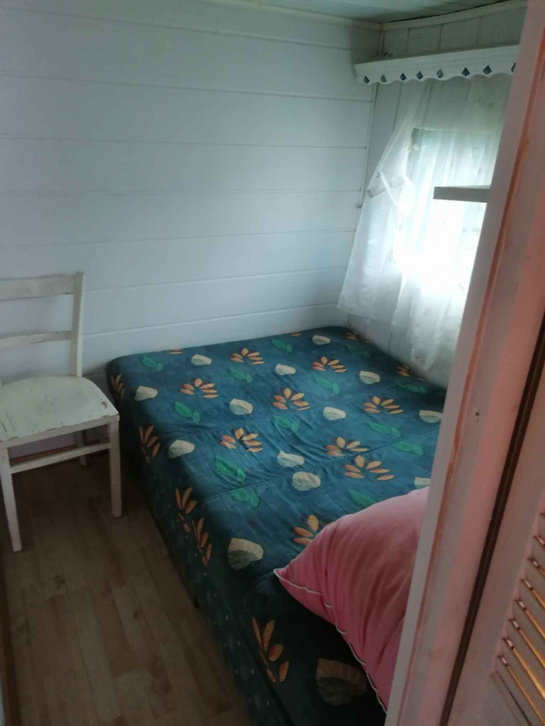 Przyczepa holenderska nad jeziorem Tuczno - zdjęcie 1