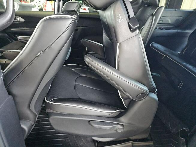 Chrysler Pacifica LIMITED / pakiet S / Hybryda / niski przebieg Białystok - zdjęcie 11