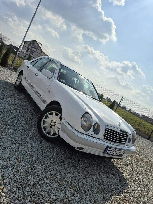 Mercedes E 280 2.8 Benzyna Grodzisk Wielkopolski - zdjęcie 1