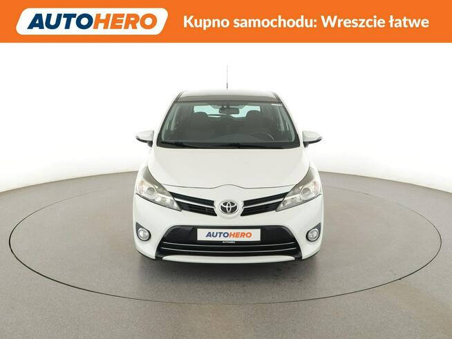 Toyota Verso automat panorama grzane fotele navi kamera tempomat Warszawa - zdjęcie 11