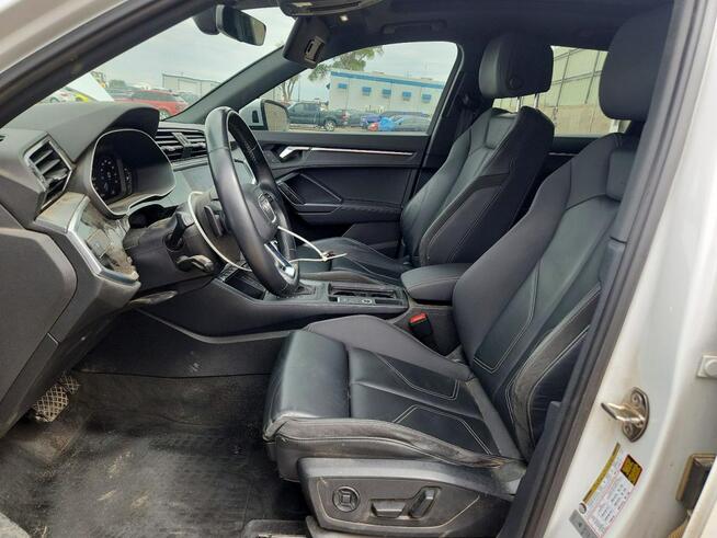 Audi Q3 Bogata wersja wyposażenia / S-Line / niski przebieg Tarnów - zdjęcie 7