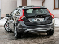Volvo V60 1.6T 180KM Summum ! Full Opcja Super Stan ! Opłacone ! Zwoleń - zdjęcie 2
