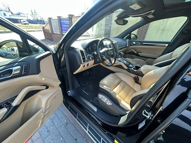 CAYENNE PLATINUM EDITION Kobylnica - zdjęcie 10