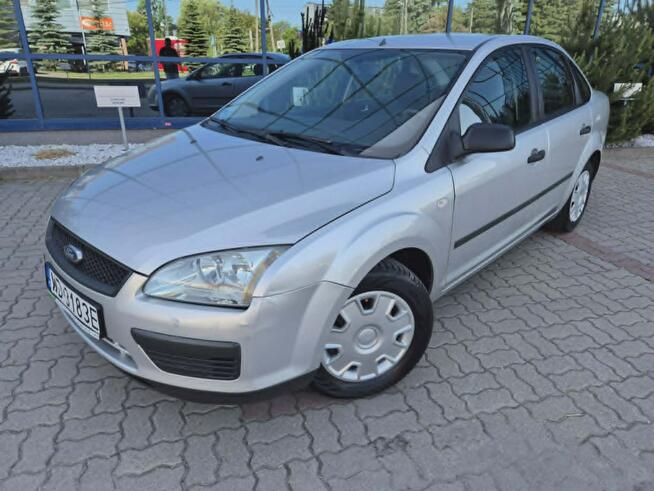 Ford Focus Automat/ sedan/ klimatyzacja/ b. dobrze jeździ Warszawa - zdjęcie 3