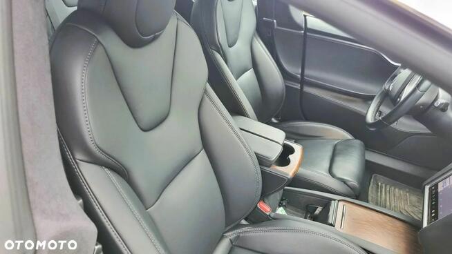 Tesla Model S Lubania - zdjęcie 12
