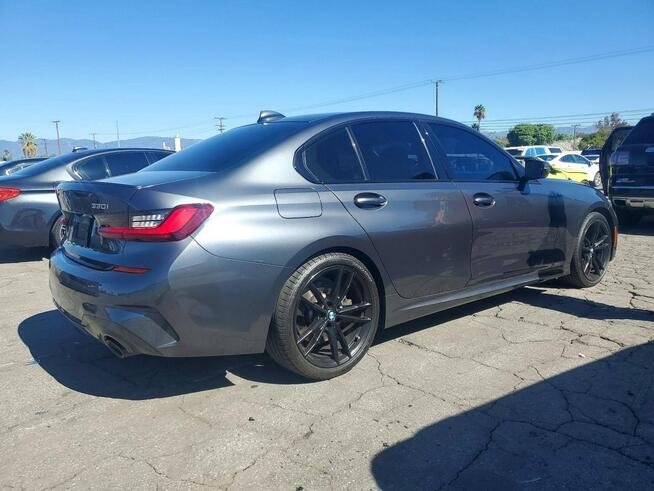 BMW 330 M-Pakiet / niski przebieg Chwaszczyno - zdjęcie 4