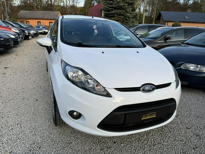 Ford Fiesta Stary, dobry motor; 2012 pierwsza rejestracja. Chlewice - zdjęcie 11