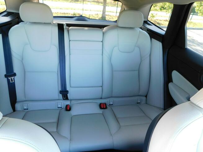 Volvo XC 60 z Gwarancją Beżowa Skóra Podgrzewana Kamera Żyrardów - zdjęcie 7
