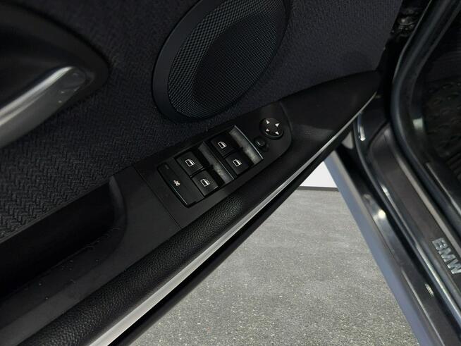 BMW 320 i Limousine 2.0 143KM M6 2009/10 r., przebieg 137tys.km Myślenice - zdjęcie 12