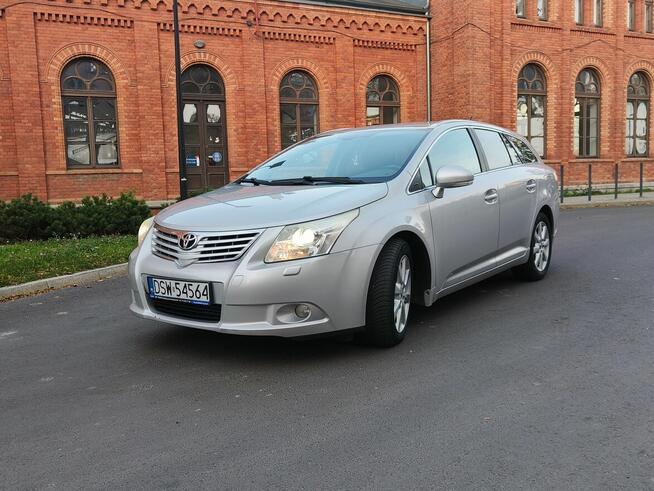 Toyota Avensis Świebodzice - zdjęcie 9