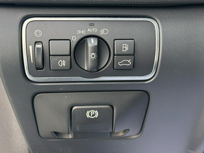 Volvo XC 60 2,0D4 190KM Momentum/Navi/Alu/Skóra/LedY/Xenon/Serwis/ Węgrów - zdjęcie 12