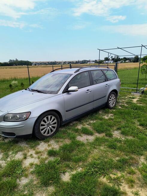 Volvo V50 uszkodzony Lipsko-Kosobudy - zdjęcie 2