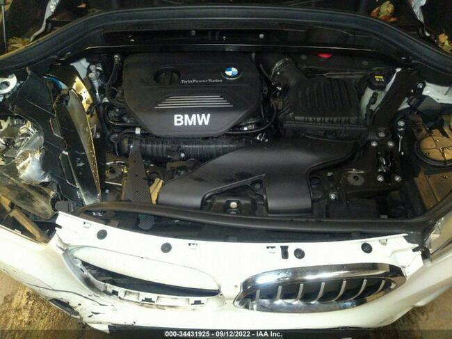 BMW X1 2018, 2.0L, 4x4, od ubezpieczalni Sulejówek - zdjęcie 9