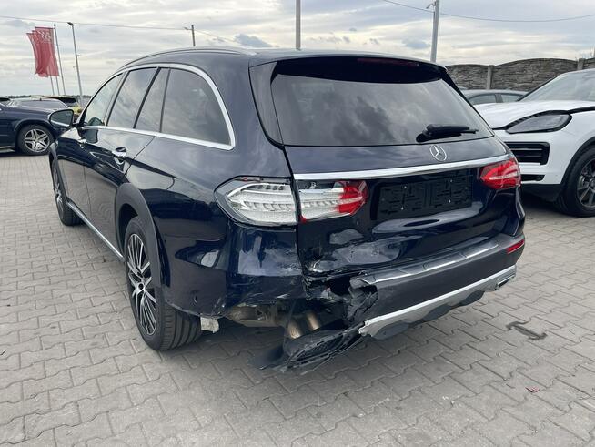 Mercedes E 400 Allterrain 4Matic Pamięć Panorama Pneumatyka 340KM Gliwice - zdjęcie 3