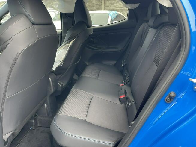 Toyota Yaris Hybryda Skóra Automat Klimatronik Kamera 130KM Gliwice - zdjęcie 9