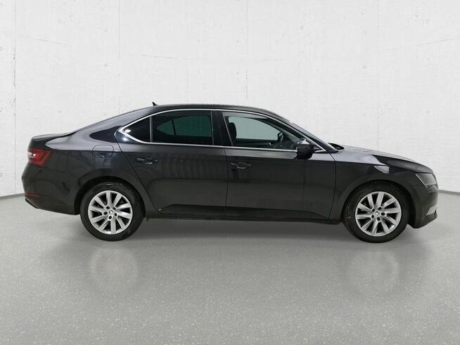 Škoda Superb Komorniki - zdjęcie 7