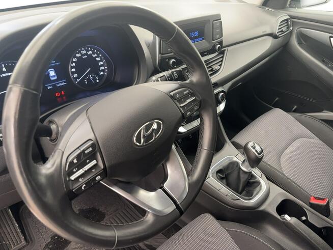 Hyundai i30 1.5 DPI Classic + Warszawa - zdjęcie 9