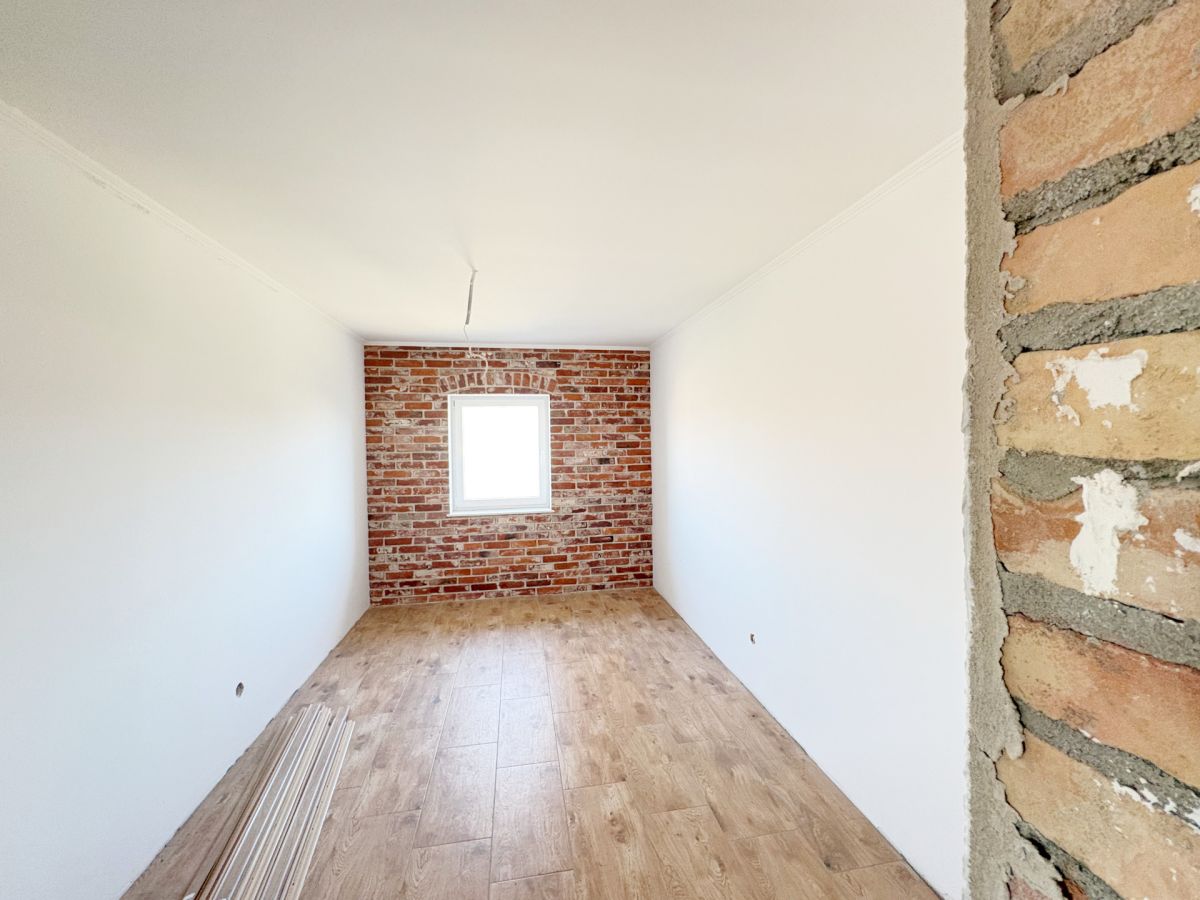 Brenno – dom 350 m² w formie pensjonatu, blisko je Brenno - zdjęcie 6