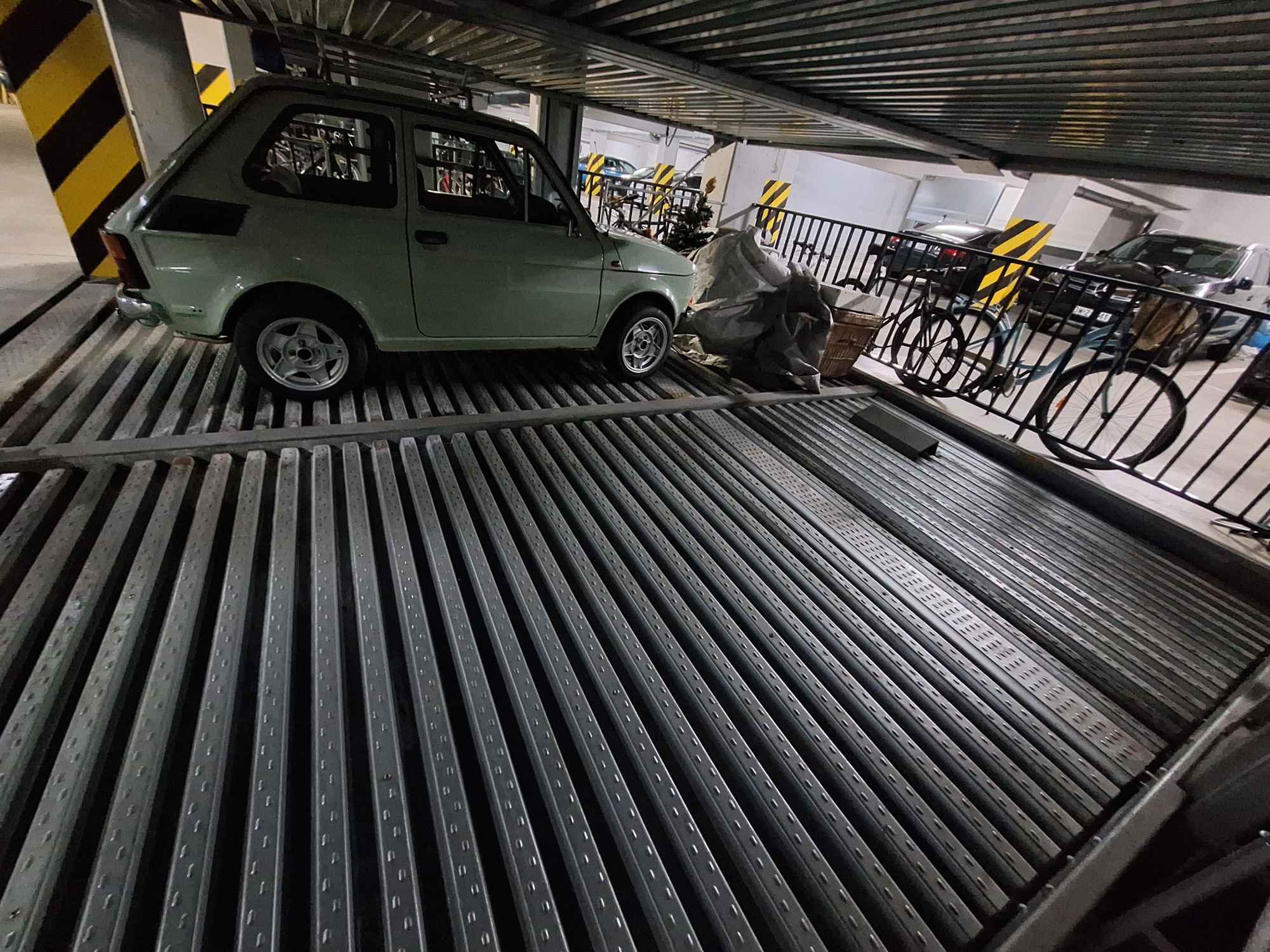 Miejsce Postojowe (17m2) okolice Dworca Głównego (Wrocław) Krzyki - zdjęcie 4