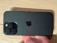 Sprzedam iPhone 16 Pro Max 512GB - czarny