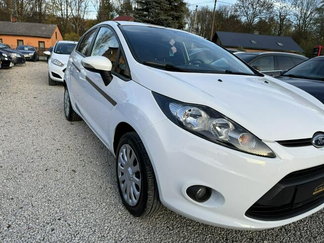 Ford Fiesta Stary, dobry motor; 2012 pierwsza rejestracja. Chlewice - zdjęcie 9