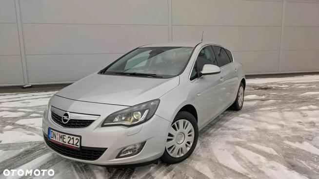 Opel Astra 2.0 CDTI DPF Innovation Poręba - zdjęcie 1