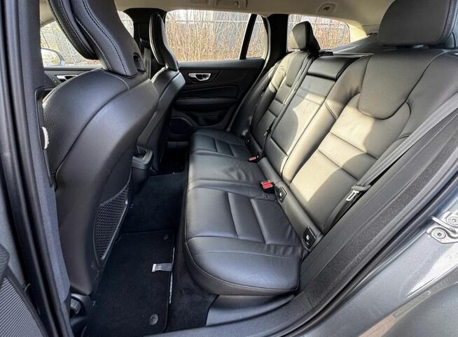 Na Sprzedaż Volvo V60 2021r, 2.0 benzyna hybryda B3 Złotów - zdjęcie 9