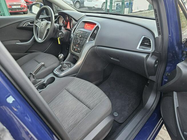 Opel Astra 1 właściciel / Klimatyzacja Ruda Śląska - zdjęcie 9