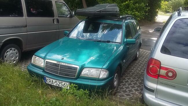 Mercedes W202 C180 KombiAutomatic w pelni sprawny garazowany Kraków - zdjęcie 1