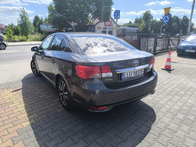Toyota Avensis 2.0 Valvematic 152KM GAZ LPG Klimatronic Łuków - zdjęcie 7