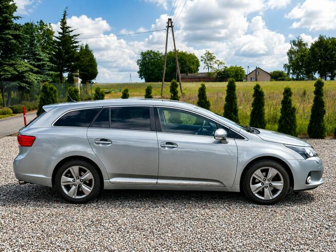 Toyota Avensis Sadlno - zdjęcie 4
