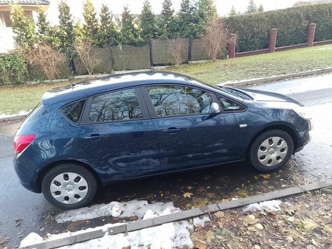 Opel Astra IV 1.7 CDTI Enjoy 2012 z Polskiego Salonu Chorzów - zdjęcie 1