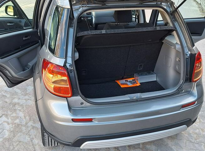 Suzuki SX4 * 4x4* 1.6benz * BARDZO ŁADNE* ALUfelgi* KLiMATRONiK* ESP * Olsztyn - zdjęcie 5