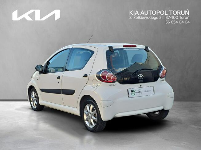 Toyota Aygo 1.0 VVT-i 68KM/ Toruń - zdjęcie 3