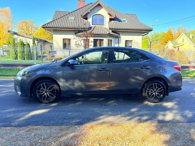 Toyota Corolla Premium 1 .6 Benzyna 132KM Halinów - zdjęcie 2