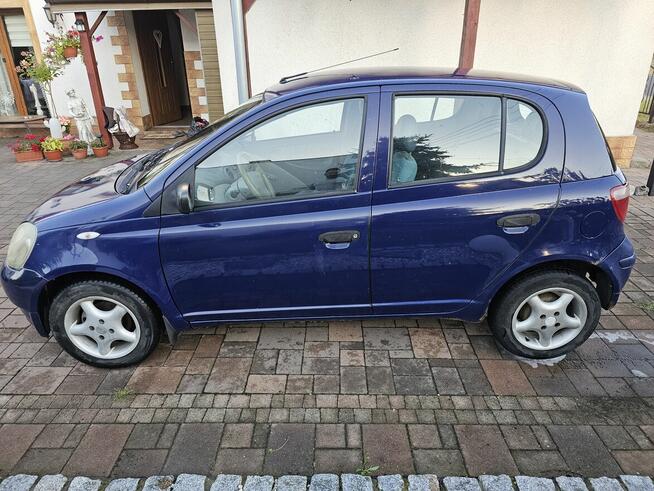 Toyota Yaris P1 1999 Nysa - zdjęcie 11