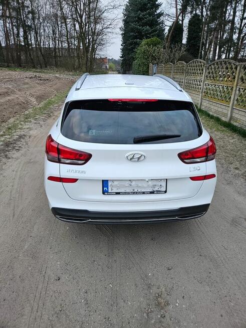 Hyundai i30 Kombi 1.5 DPI 110 KM Comfort | 2021 | 39 000 km Wolica - zdjęcie 3