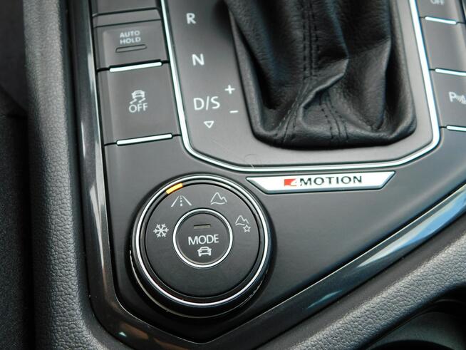 Volkswagen Tiguan 2.0TDi 4x4Motion DSG z Gwarancją Żyrardów - zdjęcie 9