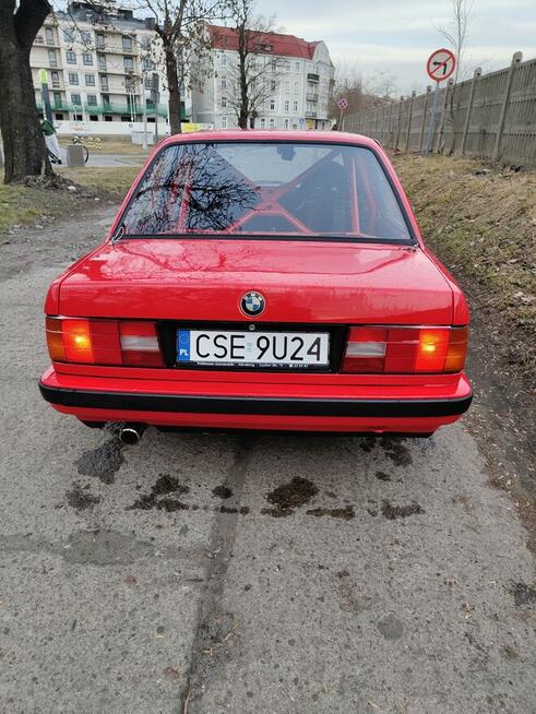 Zadbane sportowe BMW E30 RESTMOD Piła - zdjęcie 8