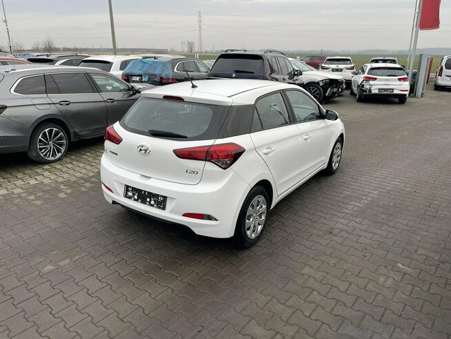 Hyundai i20 Klimatyzacja Gliwice - zdjęcie 4
