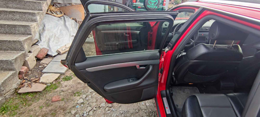 Sprzedam audi a4b7 Pawłosiów - zdjęcie 3