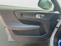 Volvo XC 40 B3 Essential! Z Polskiego Salonu! Faktura VAT! Warszawa - zdjęcie 10