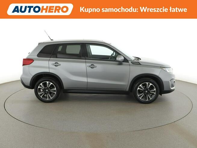 Suzuki Vitara automat 4x4 panorama navi kamera grzane fotele ACC Warszawa - zdjęcie 9