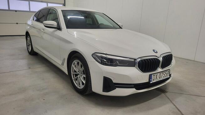BMW 518 d mHEV aut Grójec - zdjęcie 3
