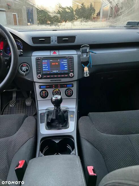 Volkswagen Passat 2.0 TDI Comfortline Ceradz Kościelny - zdjęcie 2
