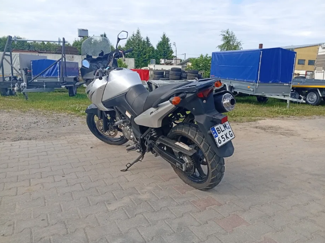 Suzuki V-Strom DL650 2005r. 49kW 66KM 80tyś. Przebieg Kolno - zdjęcie 3